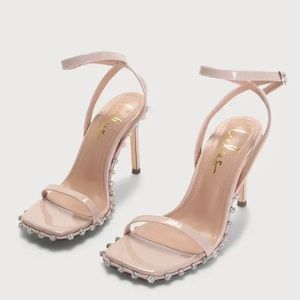 Lulus “Lacelyn” Heel NWT!!! Never Worn